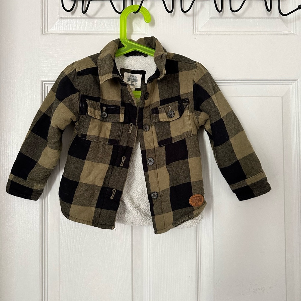 Black and Tan Sweatshirt Cozy Warm Material